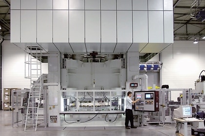 Brose CZ Ostrava 800 tons of press equipment
