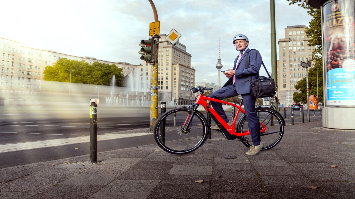  Brose bietet verschiedene Antriebe, Displays und Akkus für E-Bikes. Flexibel miteinander kombiniert ermöglichen sie eine passgenaue Konfiguration der E-Bikes – je nach Anforderung des Nutzers. 